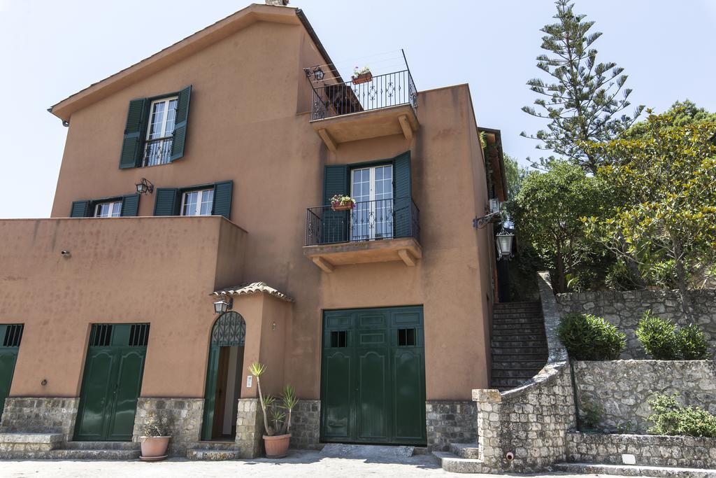 فافارا Country Sicily Home المظهر الخارجي الصورة