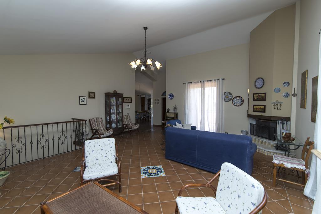 فافارا Country Sicily Home المظهر الخارجي الصورة