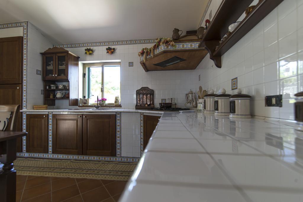 فافارا Country Sicily Home المظهر الخارجي الصورة