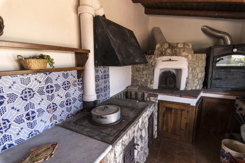 فافارا Country Sicily Home المظهر الخارجي الصورة