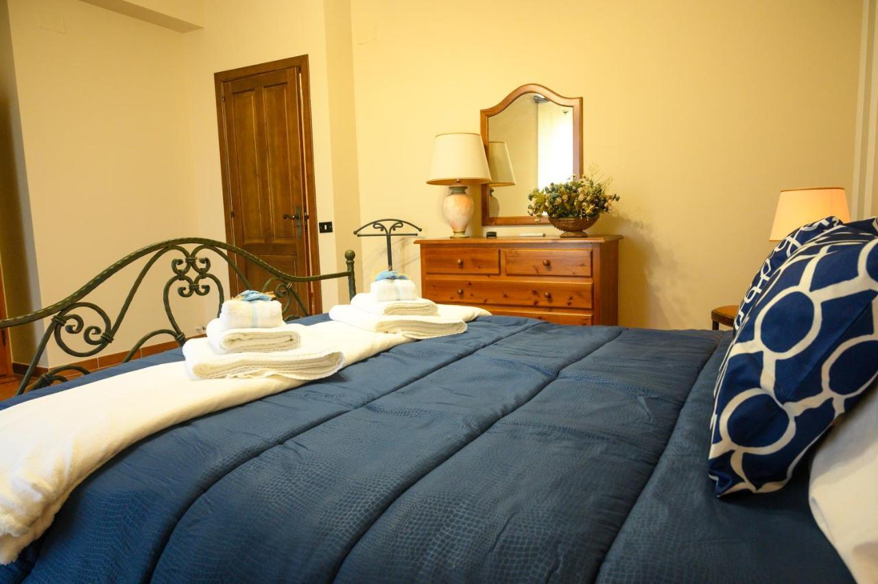 فافارا Country Sicily Home المظهر الخارجي الصورة